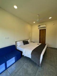 Hotel Rainbow Dwarka - 3