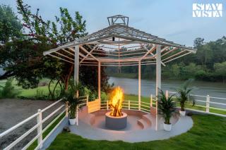 StayVista at Kailaasa with Bonfire, Plunge Pool - Riverfront - 5