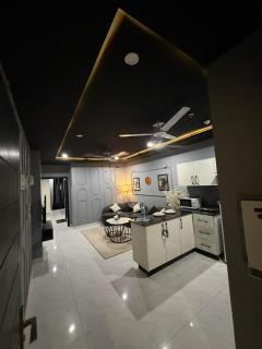 Zameen Opel 1BHK in Lahore - 1