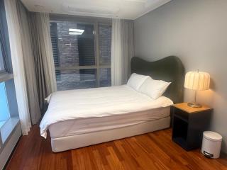 강남 서초 7 2룸 퀸베드 2 패밀리 스위트 풀옵션 KM House - 1