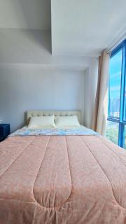 Chic Condo 38 park pool, gym - 8