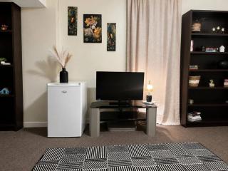 Cozy Basement Retreat in Bancroft - 7