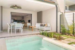 Villa Nalu - Luxury Beachfront Duplex & Pool - 2