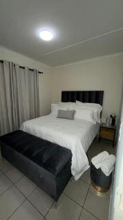 Serofo Home Away - 1