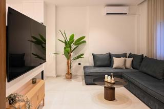 Light & Kozy Residence - Jacuzzi Lux Stay in Patra - 7