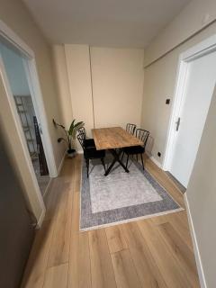 2-Bedroom Apartment in a Perfect Location - 7