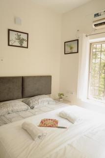 Central 4 Bedroom House 2nd Floor full flat - 7