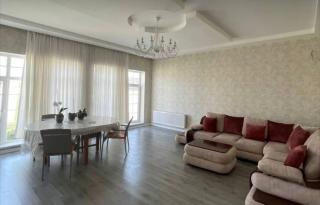 Villa with a heated pool - 9