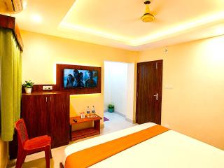 Rooftop Continental Sea Jagdish Beach Palace-Near Sea Beach#Parking Facility#Comfortable Stay With Wi-fi And Lift Facility - 6