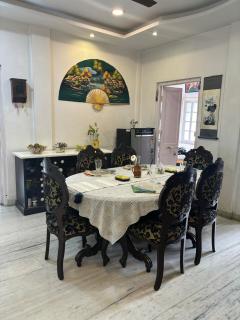 Earthy 2 Bedroom Villa w Terrace, Shared Home - 6 - 5