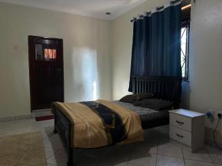 Batat Guesthouse Bukoto - 6