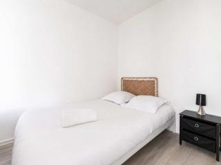 Cosy Studio - Terrace & Parking - Close to Paris - 6