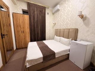 KARVON hotel - 8