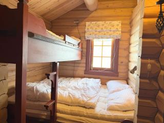 Mountain Getaway With Sauna And Views - 3