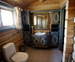 Mountain Getaway With Sauna And Views - 2