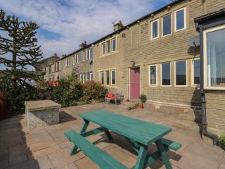 Stone & Fleece Cottage - 9
