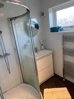 Spacious comfy budget room Near City Centre - 1