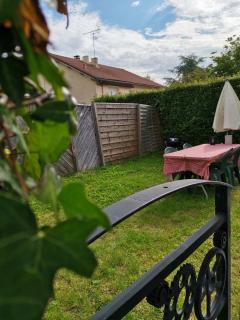Maison entre Nantes, La Roche et Plages, une chambre, un jardin - 2