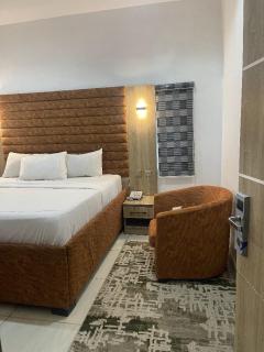 Kelvin Cameo Resort Hotel - 7