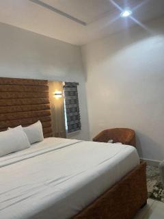 Kelvin Cameo Resort Hotel - 5