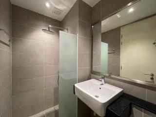 218 Tropicana 2Bedroom 2Toilet Netflix - 5