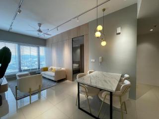 218 Tropicana 2Bedroom 2Toilet Netflix - 3