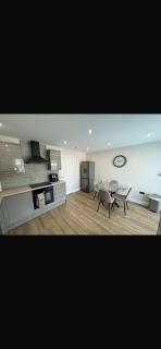 Leeds, modern house, sleeps 6, close to city centre and Headingley - 7
