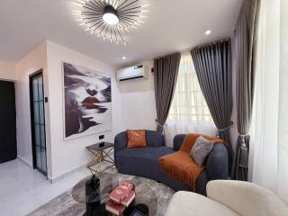 Cozy 1 bedroom Apartment - 5 mins drive to Eko Hotel - 2
