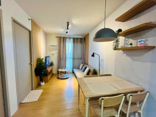 Cozy 2BR Condo near SM City Ecoland Davao - 6