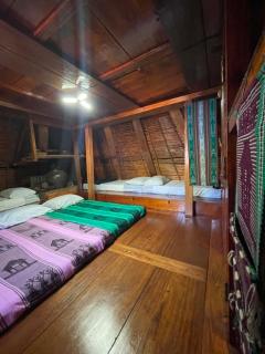 Lyneshan Traditional- House and Cafe - 8