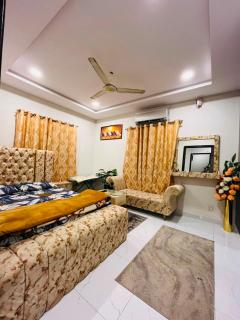 Gulberg green icon 2 2 bed fully furnished apartment - 8