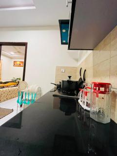 Gulberg green icon 2 2 bed fully furnished apartment - 3