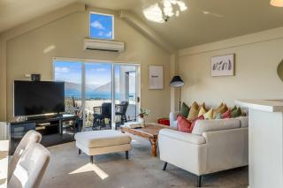 The Highview - Remarkables Panorama - 2