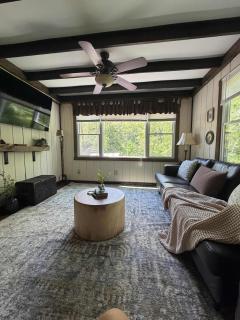 Charming Creekside Villa with Hot tub - 3