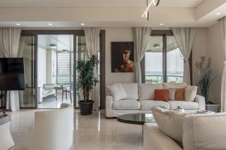 Upscale 4 Bedrooms Home in Waterfront Dbayeh - 8