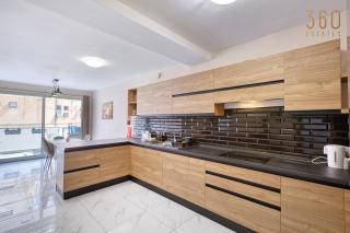 3-Bedroom Apartment with Lift and Balcony, Birkirkara - 9