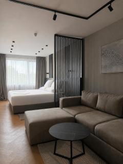 Plaza Hotel - 7