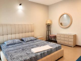 Modern 2BR Apartment , Near Zeta Mall & Giga Mall - 0