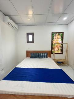 CocoPalm Villa near Beach - Mango room - 8