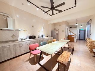 KLA B&B - 6