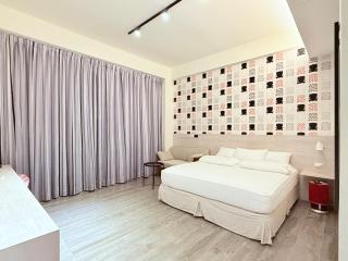 KLA B&B - 3