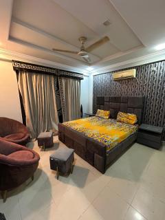 Luxurious Appartment available in Rawalpindi - 3
