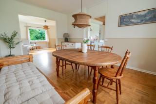 Sfeervol vakantiehuis met waterzicht in Värmland - 4