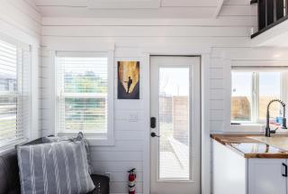 Zion Red-Rock Romance Tiny Home for Two - 5