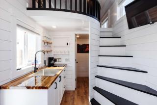 Zion Red-Rock Romance Tiny Home for Two - 2