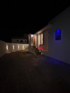 Golden Light villa - 0