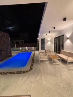 Golden Light villa - 3