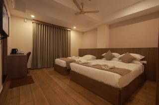 Business Bay Hotel Kochi, Near South Railway Station - 1