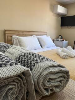 Guest House Mene - 0