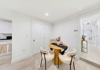 Modern 1BR Suite near MIA Free Parking - 8